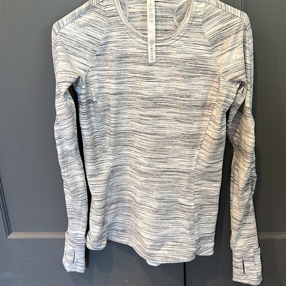 Lululemon Runderful Running long sleeve - Picture 5 of 8